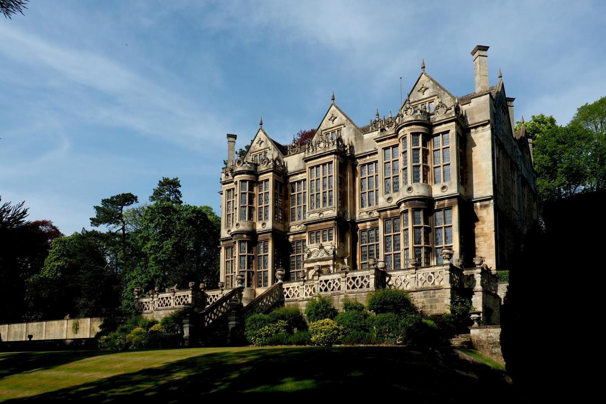 The Hall - Historic Grade I-Listed Jacobean Mansion 埃文河畔布拉德福 外观 照片
