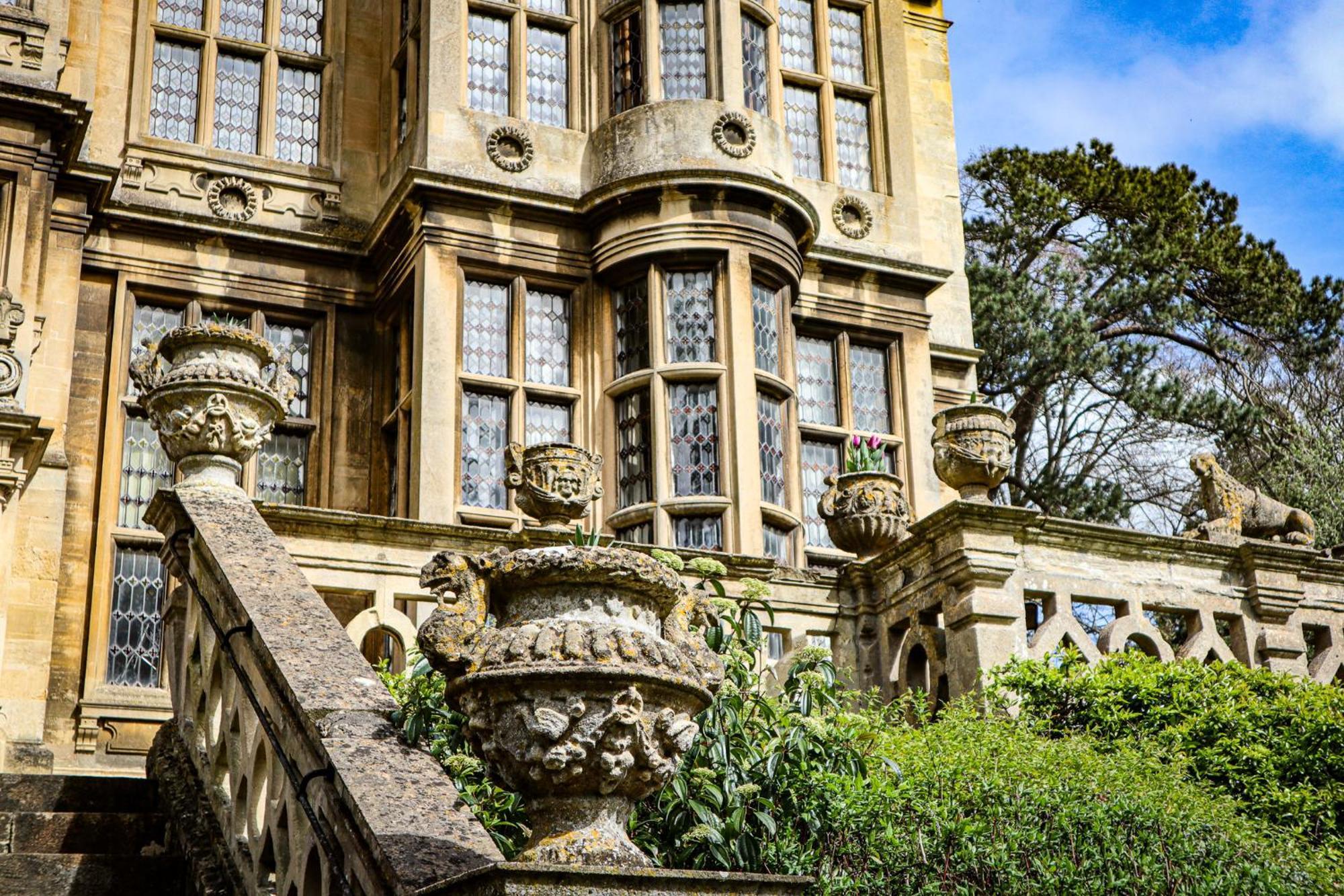 The Hall - Historic Grade I-Listed Jacobean Mansion 埃文河畔布拉德福 外观 照片