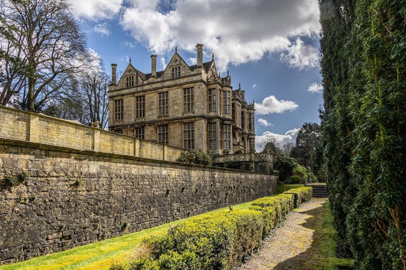 The Hall - Historic Grade I-Listed Jacobean Mansion 埃文河畔布拉德福 外观 照片