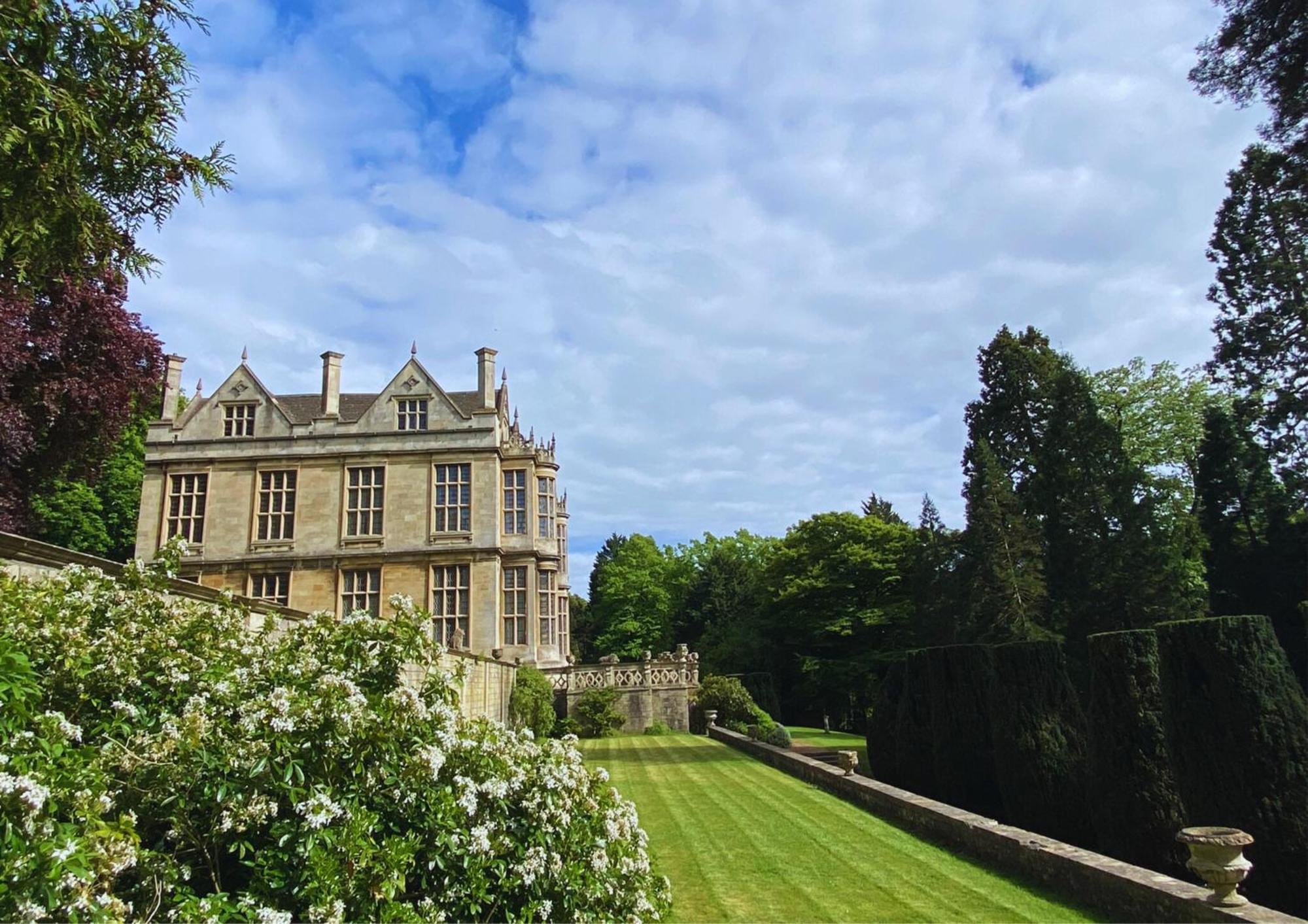 The Hall - Historic Grade I-Listed Jacobean Mansion 埃文河畔布拉德福 外观 照片